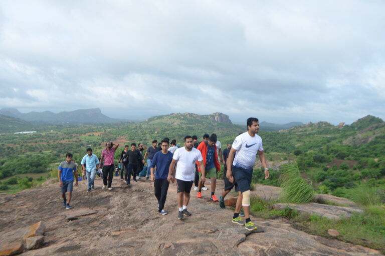 Luxury Meets Adventure: Best Resorts Near Bangalore for Corporate Team Outings